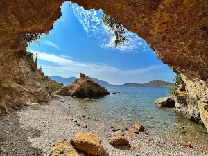 Virgin Kavouradaina, Xirokampos Leros