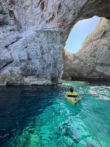 Perseas Cruises To Polyaigos