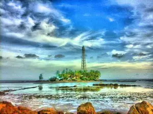 Mercusuar Pulau Besar