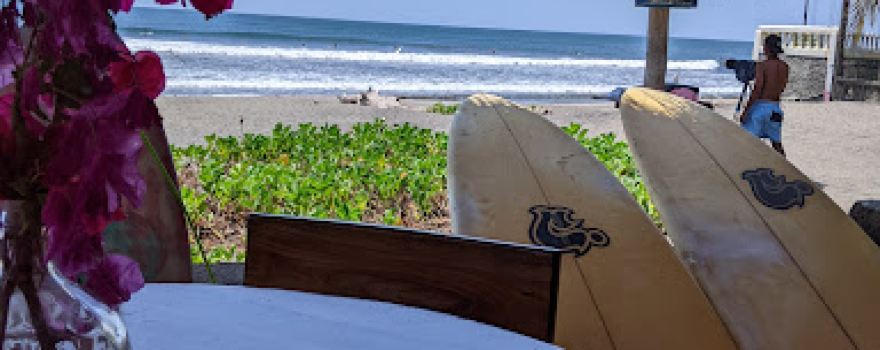 Olas clandestinas surfbreak point