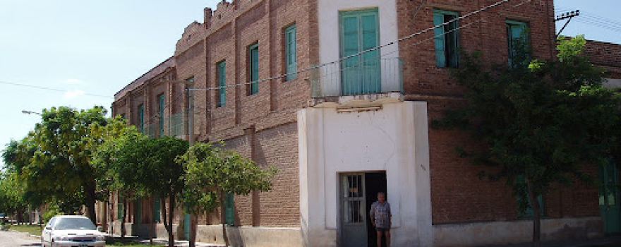 BIBLIOTECA POPULAR MUNICIPAL DOMINGO FAUSTINO SARMIENTO