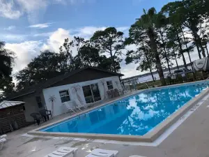Holiday Campground on Ochlockonee Bay