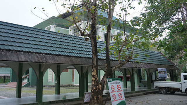 Masjid La Ode Malim UHO