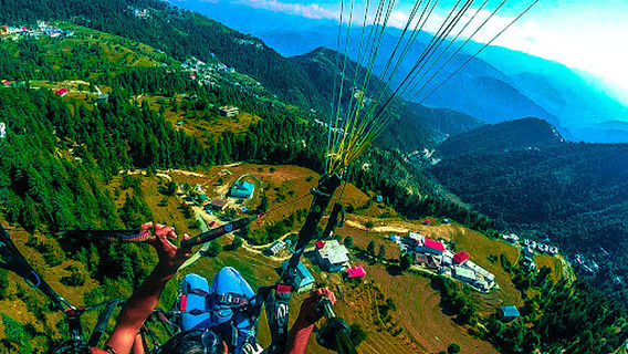 Paragliding in khajjiar