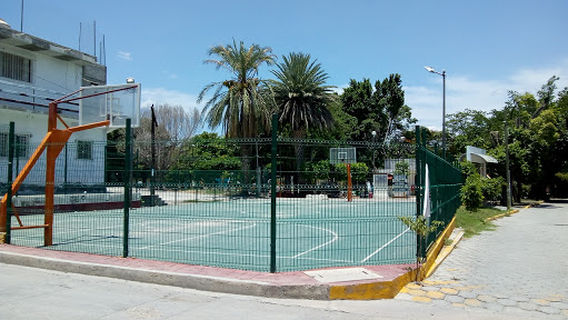 St. Luis Park