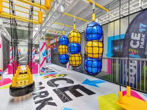 BOUNCE PARK 17