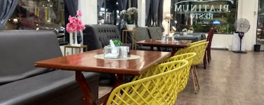PLATINUM Auto-Care, Café & Bar