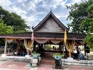วัดพระบรมธาตุเจดีย์ เขียนบางแก้ว