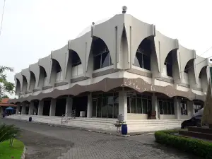 Manarul Islam Mosque Bangil