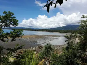 Obyek Wisata Pantai Batu Pinagut