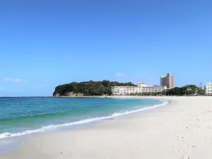 Shirarahama Beach