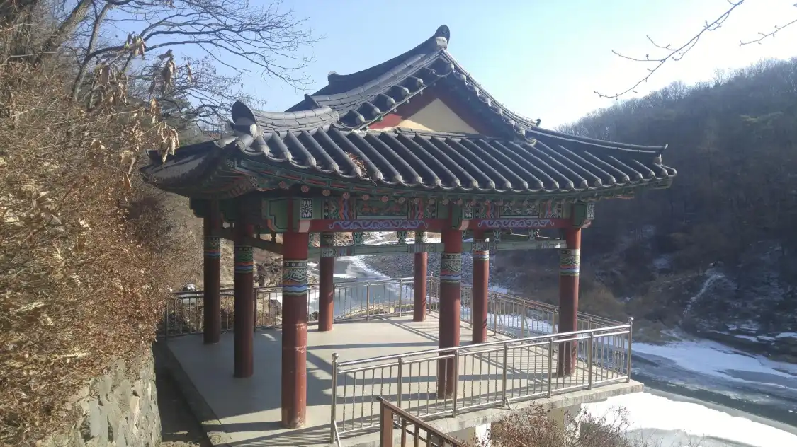 Hotels near Goseokjeong Pavilion