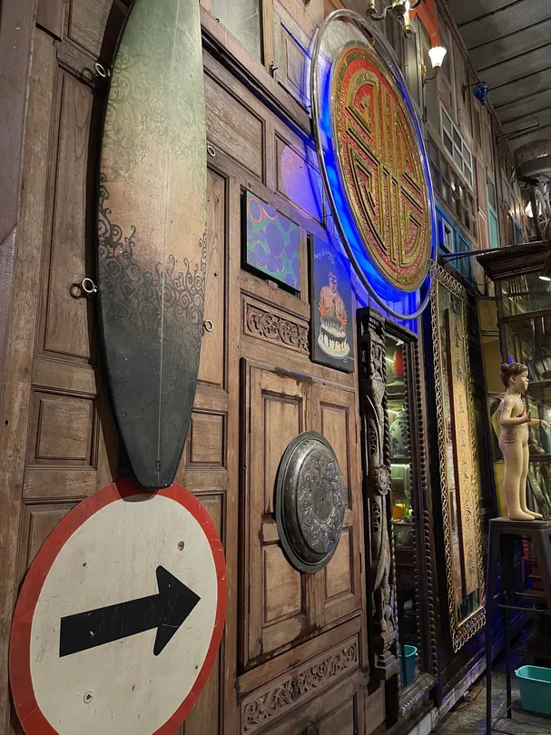 4_Junkyard Theatre Phuket