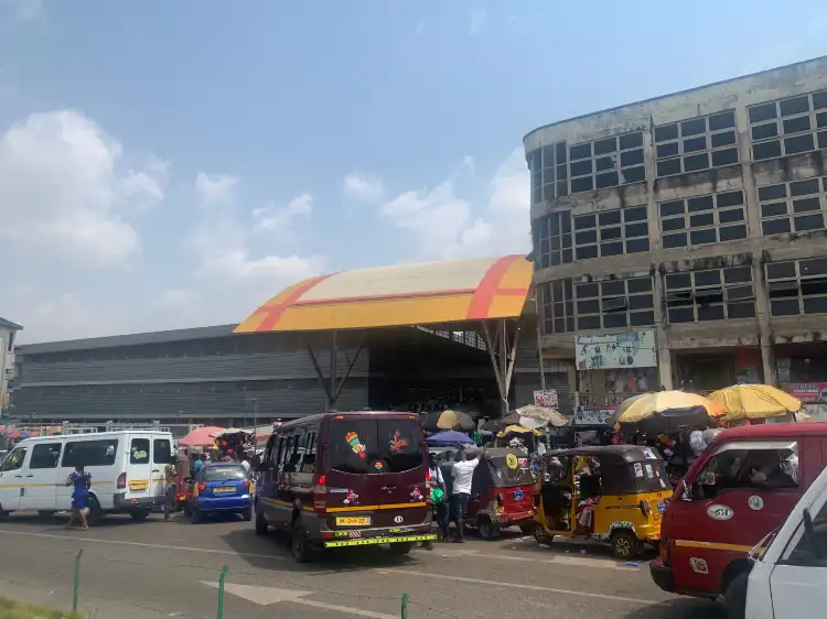 Hotels near Kejetia Market