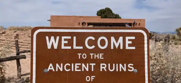 Hotels in Sandoval County