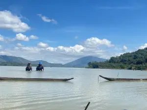 Lak Lake
