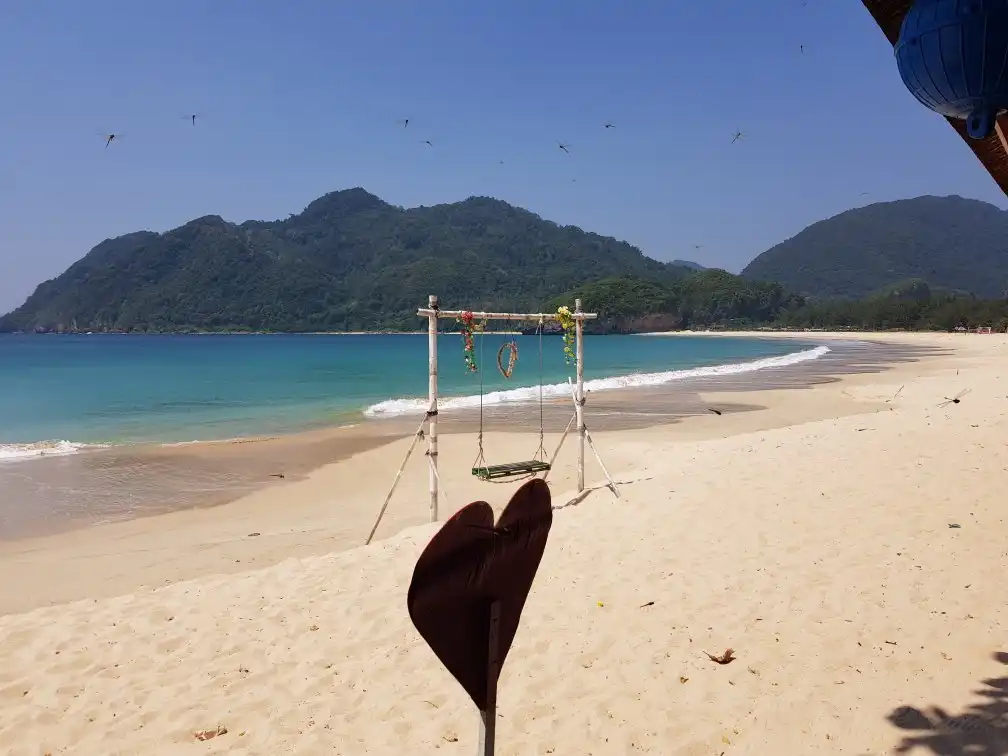 Lhoknga Beach附近的飯店