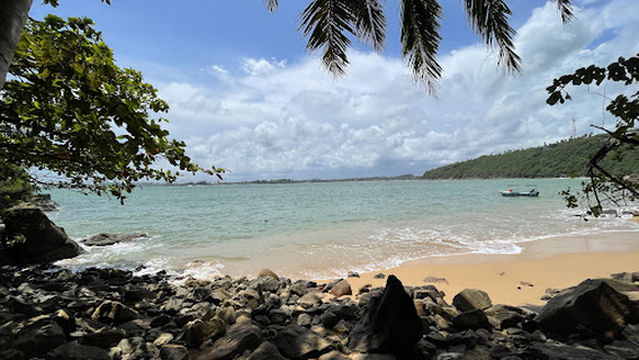 Jungle Beach, Unawatuna.