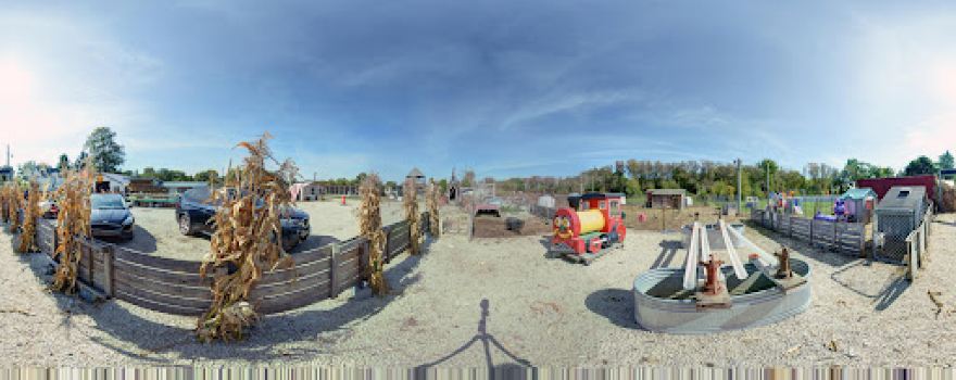 Meadowbrook Pumpkin Farm and Haunted Forest /Cornfield