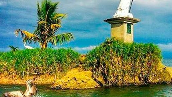 Estatua El Salvador del Mundo