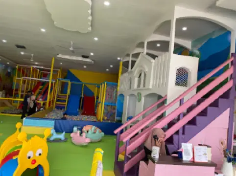 Zila Playground, Cafe & Resto