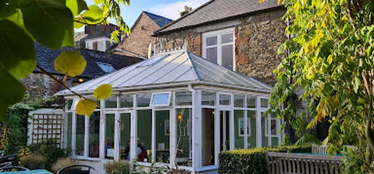 Designs Gallery & Cafe