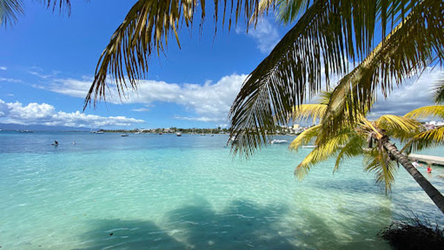 Plage De L'ilet Du Gosier