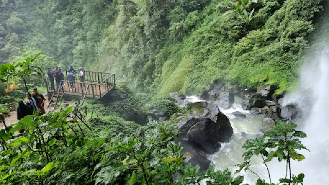 air terjun sikulikap