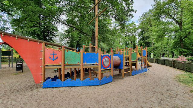 Plac zabaw na wyspie