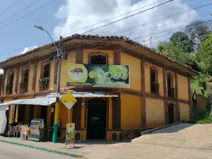 Robles Main Park