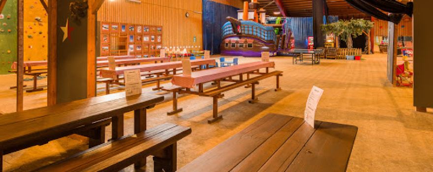 Sportzentrum / Robis Waldspielplatz Grächen