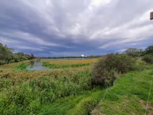 Espejo de los Lirios Park