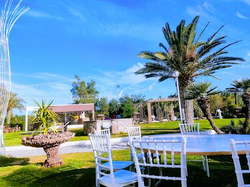 Compare 5 airports near Akouda