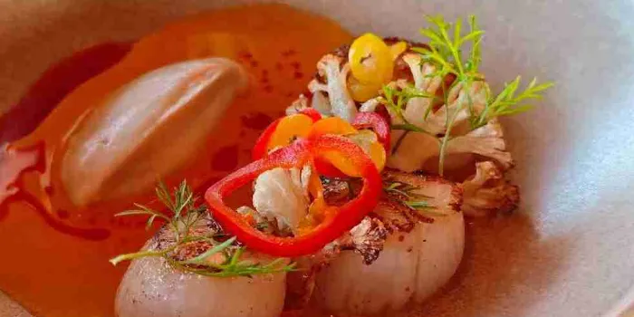 CÉ LA VI Singapore image 1