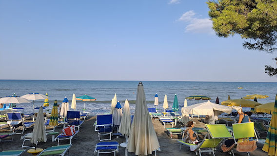 Ylberi Beach