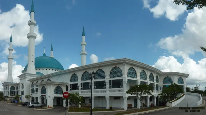 1_Sultan Iskandar Mosque