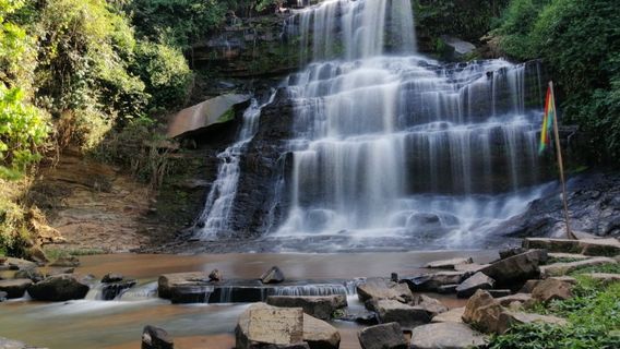 Kintampo Waterfalls & Fuller Waterfalls