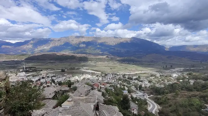 1_Gjirokastra Bazaar