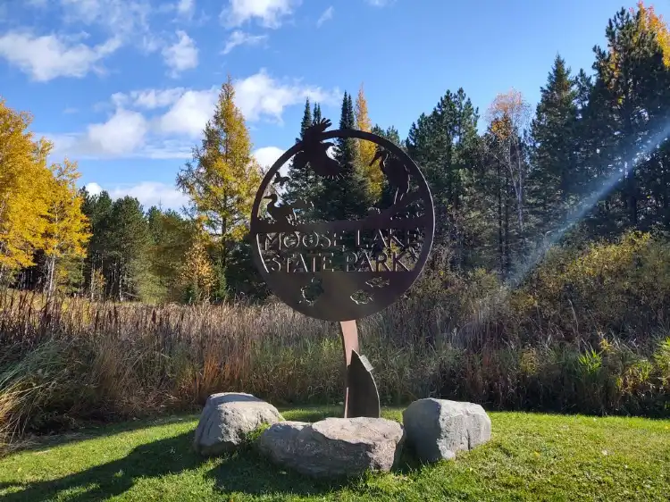 Hotels in Moose Lake Township