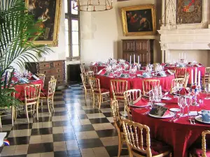 Château De Poudenas - Lieu De Reception, Marriage And Seminar