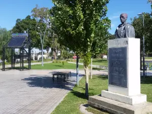 Paseo General Navarro