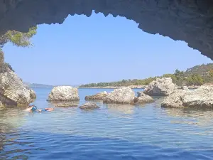 Kalamia Beach