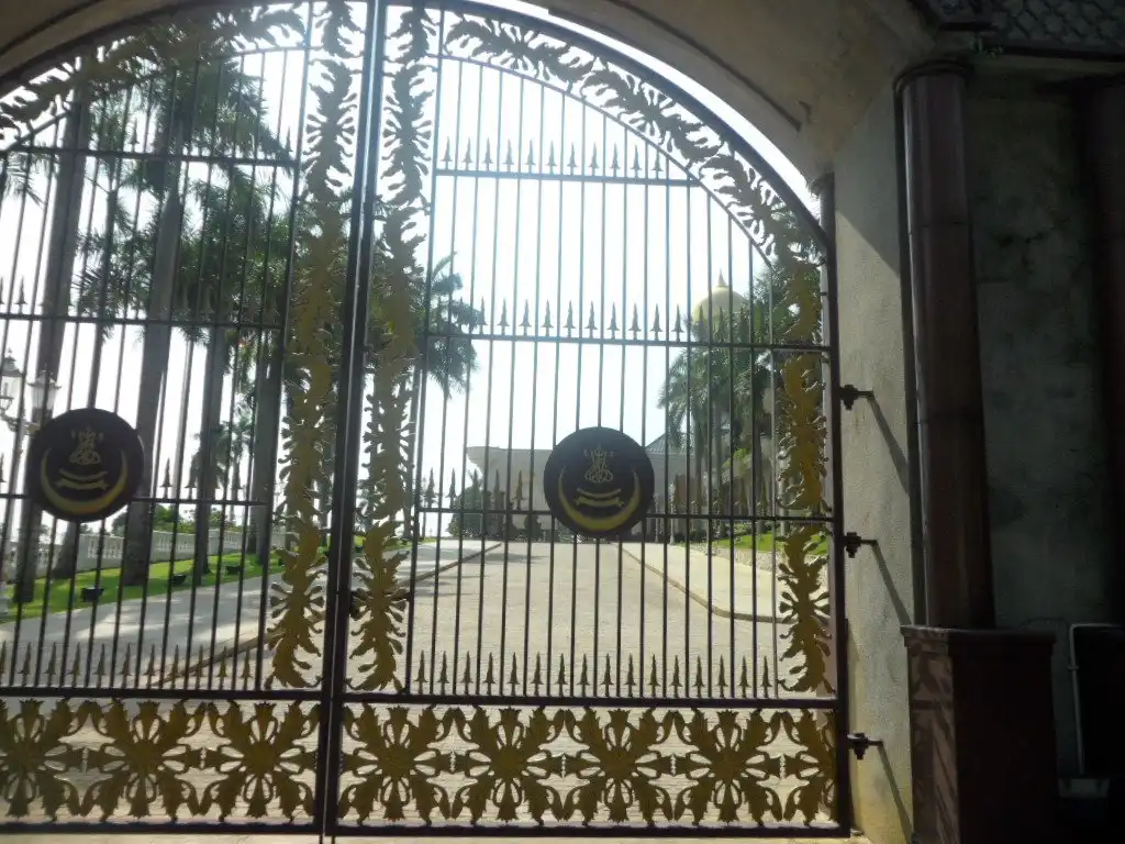 Hotels near Istana Alam Shah