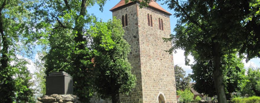 Kirche Dahlewitz - Pfarrsprengel Blankenfelde