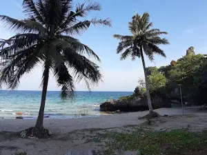 Thung San Beach