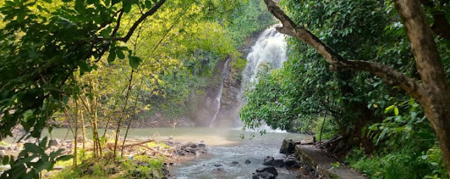 Curug Sawer Cigeulis