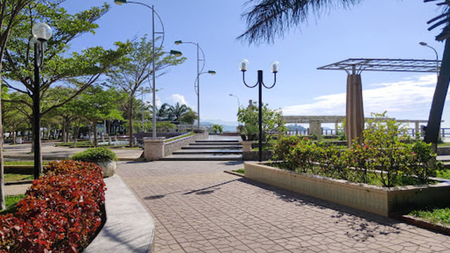 Alexandre Yersin Park