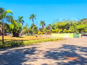 Taman kota selong lombok timur