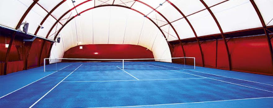 White Red Tennis Club