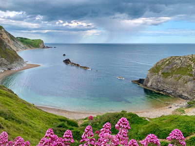 Man O'War Beach